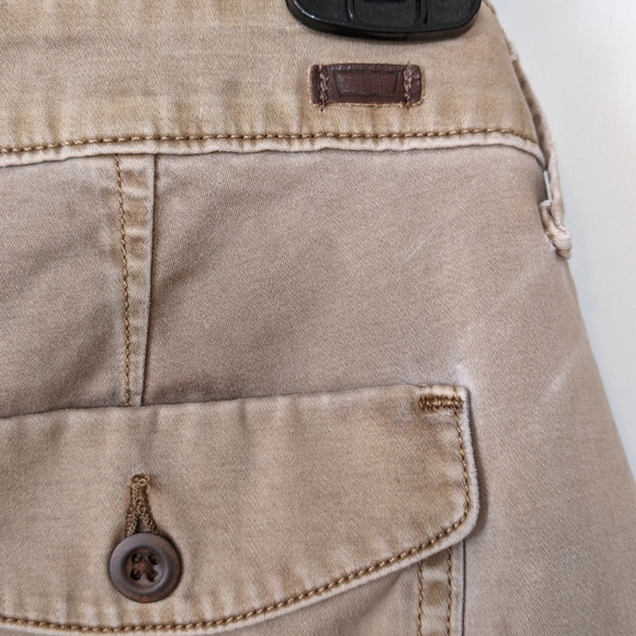 Levi's Pants - Picture 5 of 7